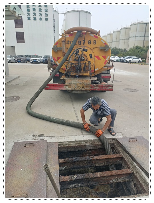 渔洋镇隔油池清掏